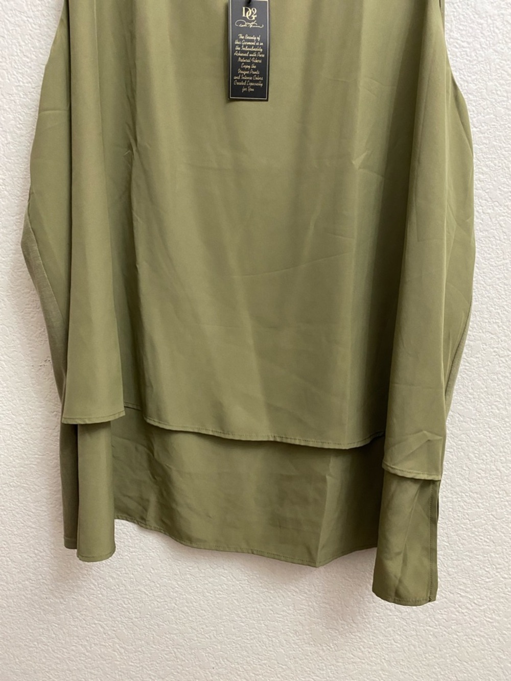 DG2 by Diane Gilman 4X Olive Green Layered Cold Shoulder Tunic Top NWT - Picture 6 of 7